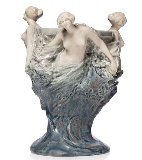 O_FINOT - Vase aux 'Trois femmes' ou 'Trois têtes'_0.jpg