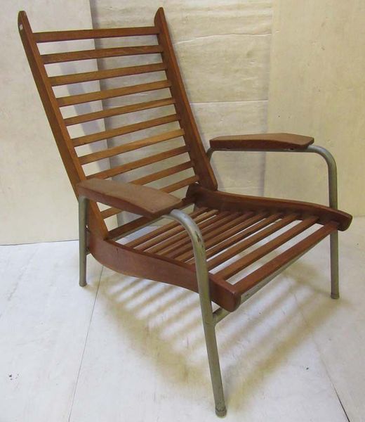 O_PROUVE - Fauteuil 'Visiteur' à lattes.jpg
