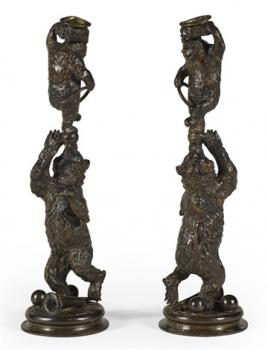 christophe-fratin-pair-of-flambeaux,-ours-acrobates-(large-candelabra-with-acrobatic-bears).jpg